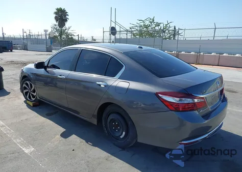 2017 Honda Accord Ex-L z USA, uszkodzony, nr VIN 1HGCR2F81HA281468